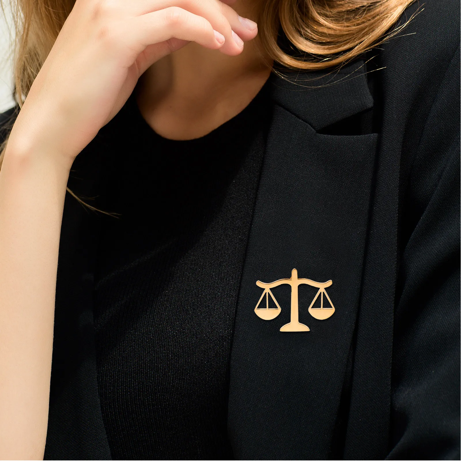 Golden Alloy Brass Justice Scale Lapel Pin Brooch Collar Suit Pin Lawyer Judge Legal Identity Badge Lawyer Brooch