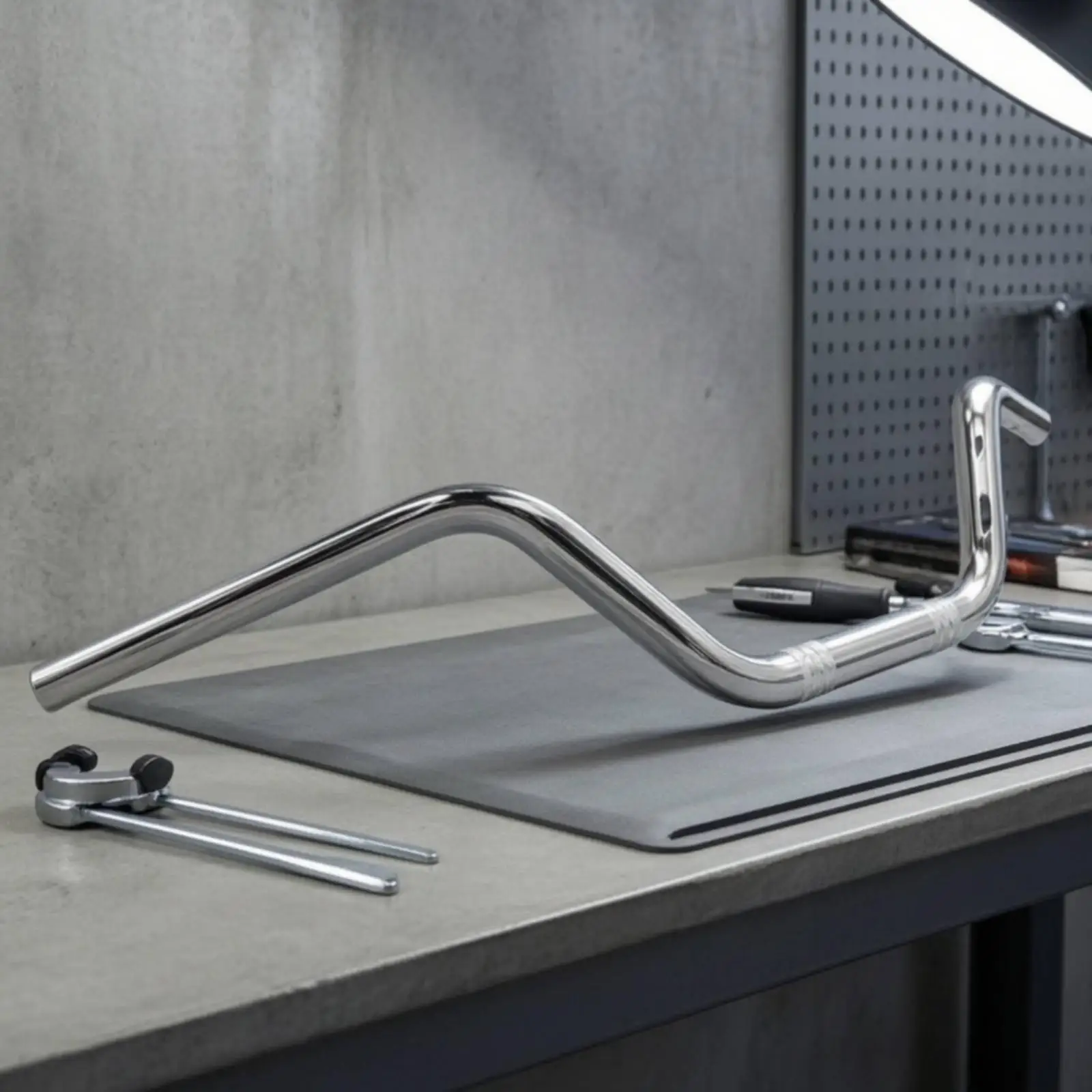 Steel Elevated Handlebar | Tubular, Motorcycle Bar with 22mm Diameter