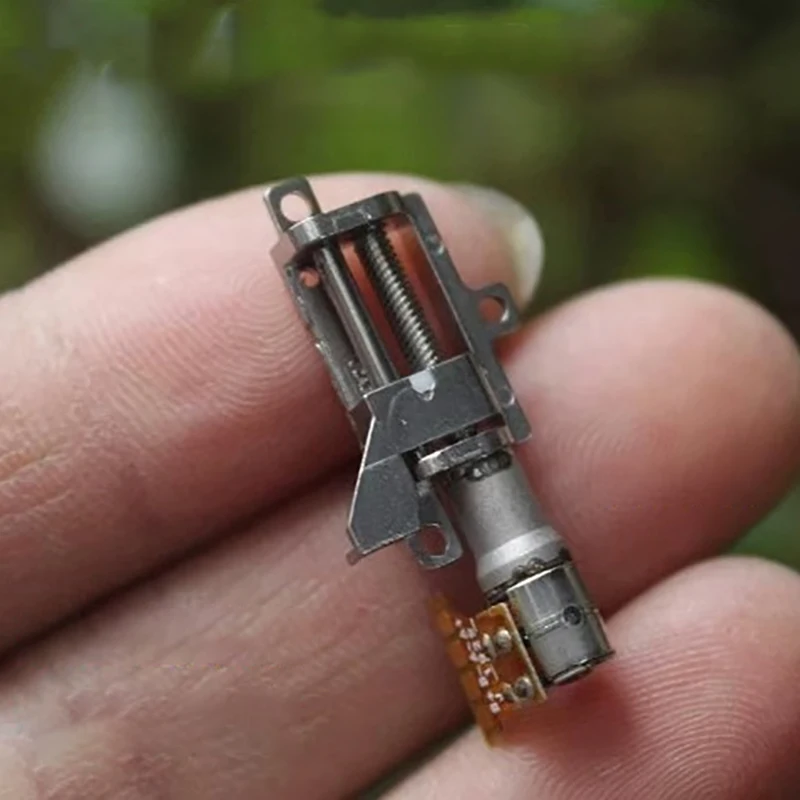 【ui】1PC Mini 5mm 2-Phase 4-Wire Precision Metal Gearbox Gear Stepper Motor Ultra-Micro 5mm Stroke Linear Actuator