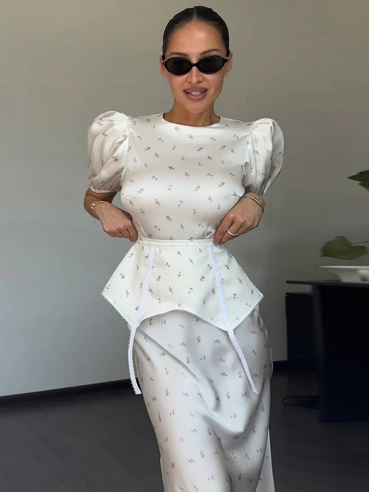 Bedrucktes Rüschen-Peplum-Kleid für Damen, Zweiteiliges Set mit V-Ausschnitt, Langen Ärmeln, Knöpfen und Seitenschlitz, Frühjahr 2026 Damen-Party-Outfit