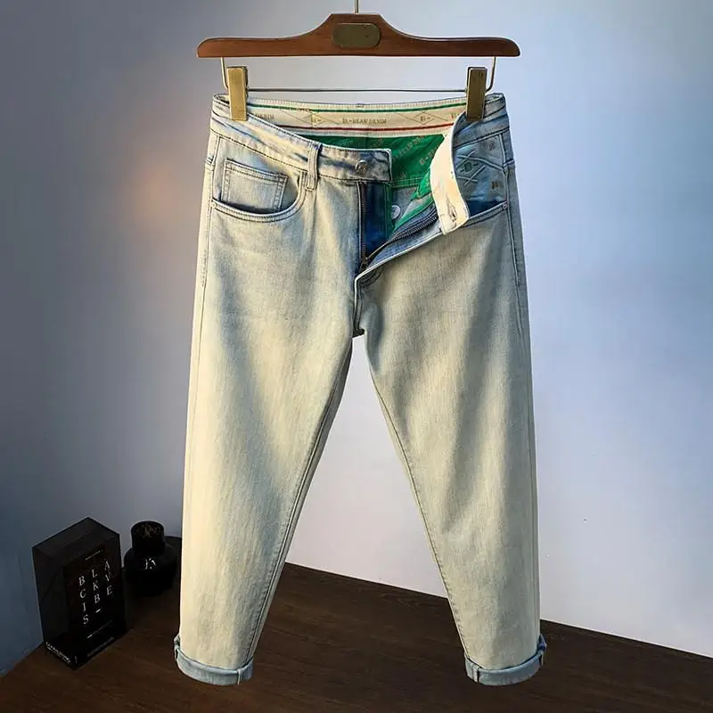 Vintage Style Light Wash Slim Stretch Tapered Long Denim Jeans for Men, Casual Daily Pants for Spring and Autumn