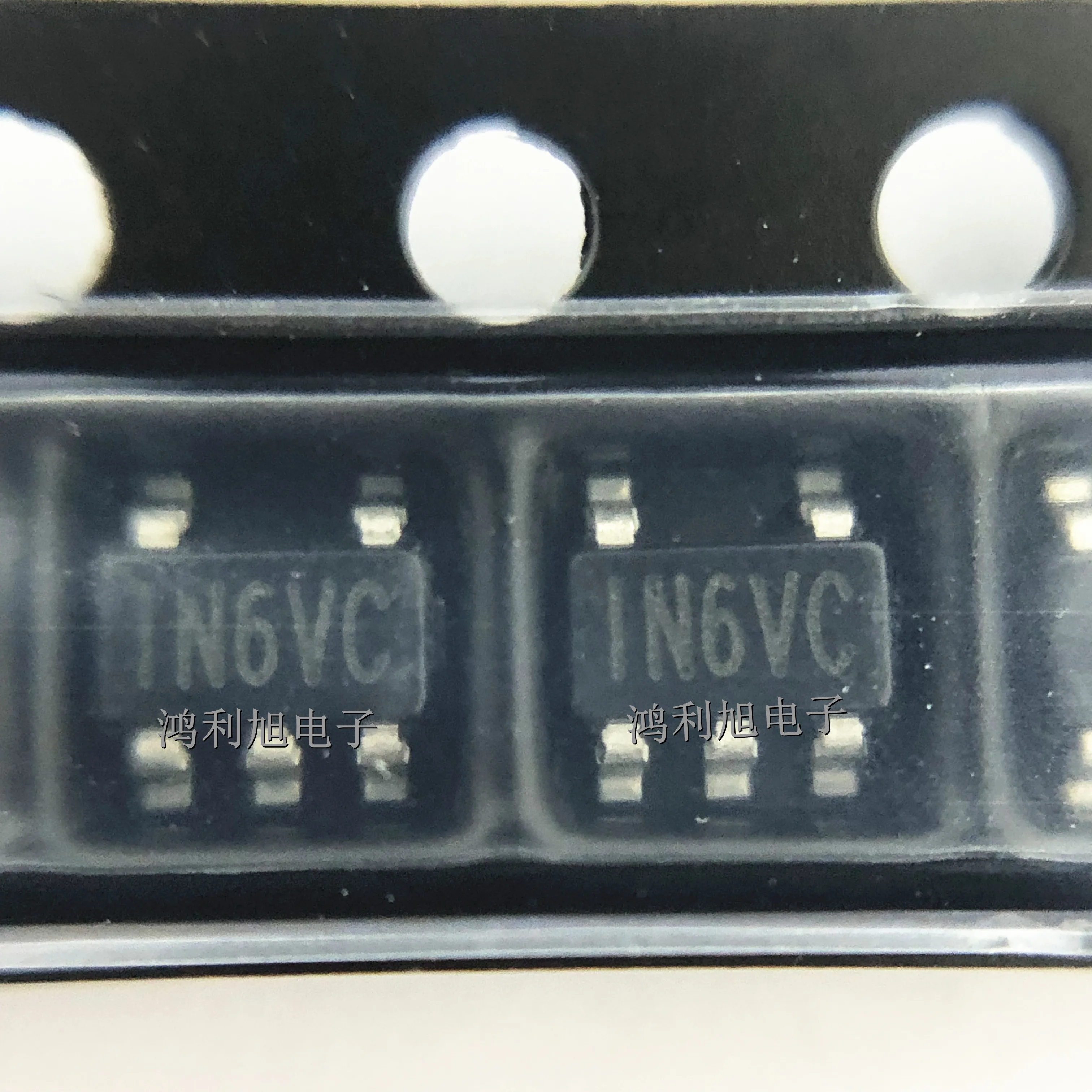 5pcs/Lot MP3302DJ-LF-Z SOT-23-5 MARKING;IN6 LED Lighting Driver ICs 1.3A, 1.3MHz WLED Driver