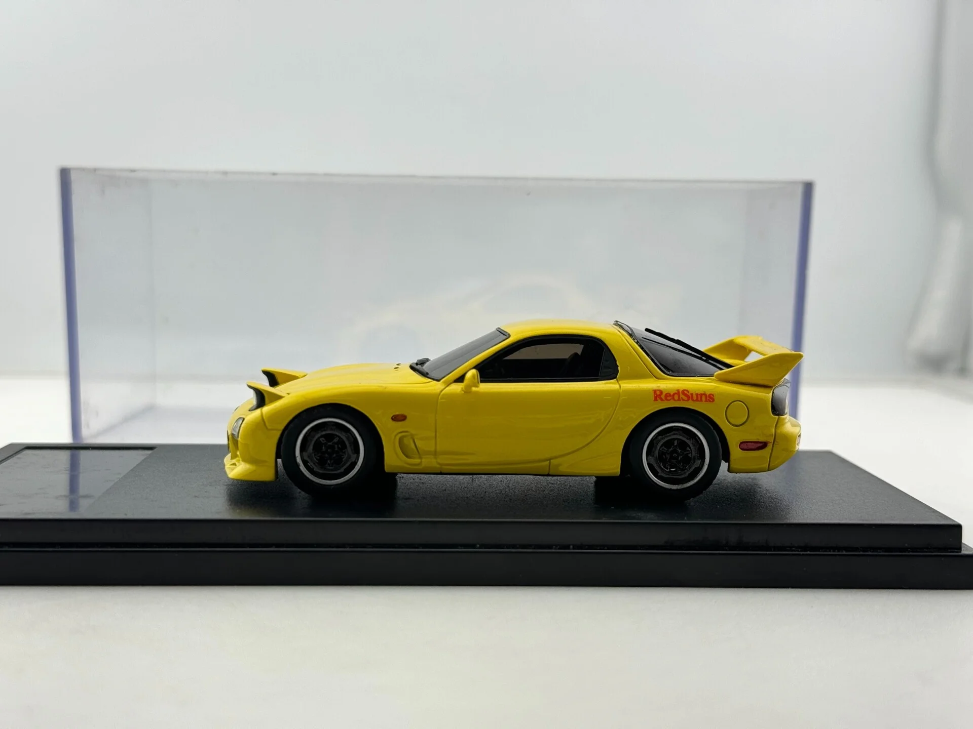 Разъем «Разбитое окно», масштаб D, масштаб 1/43, световая модель автомобиля, распроданная печать Разъем «Разбитое окно», масштаб D, масштаб 1/43, световая модель автомобиля, распроданная печать