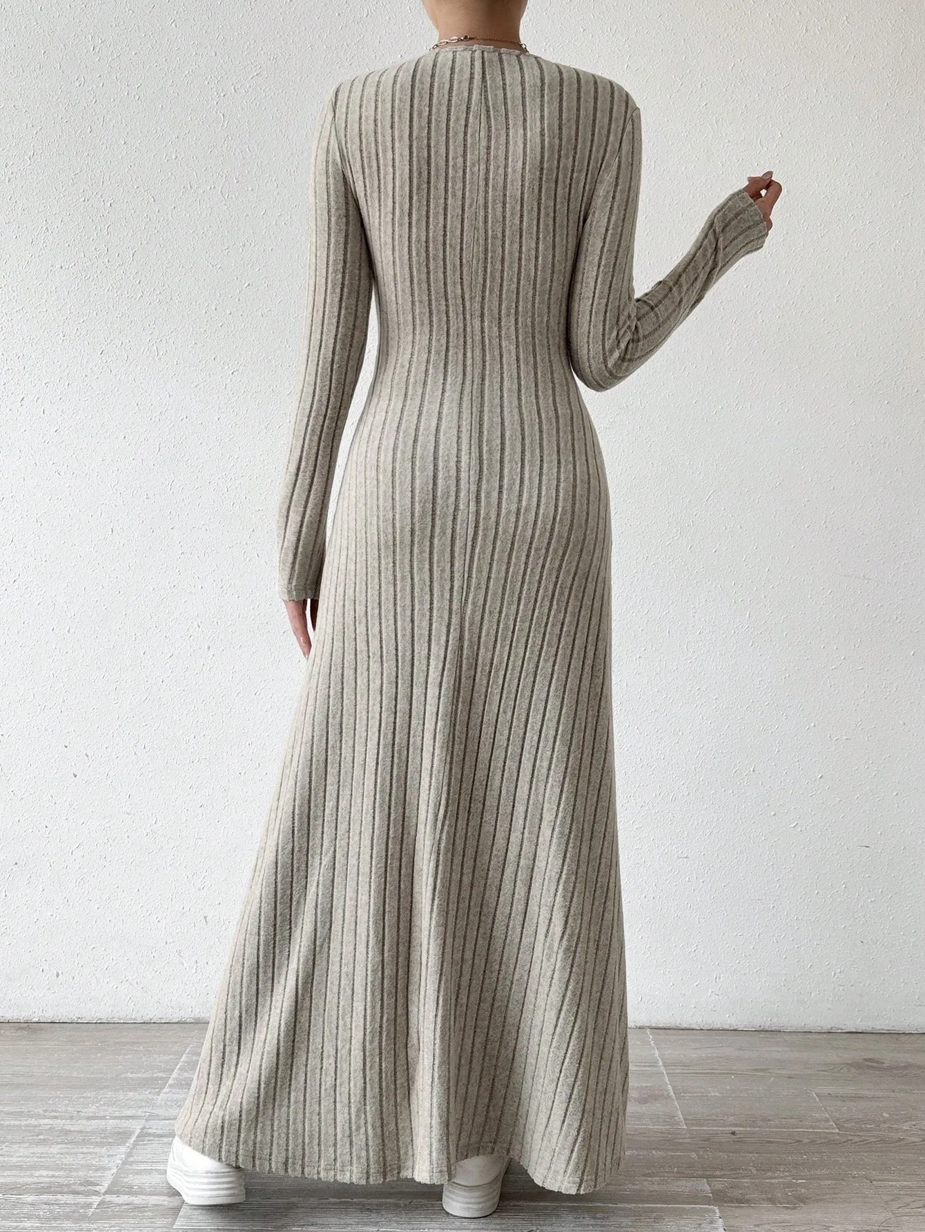 Kadın Dar Kesim Düz Renk Nervü - Bodycon Long Sleeve Ribbed Dress incelemesi ve fiyatı