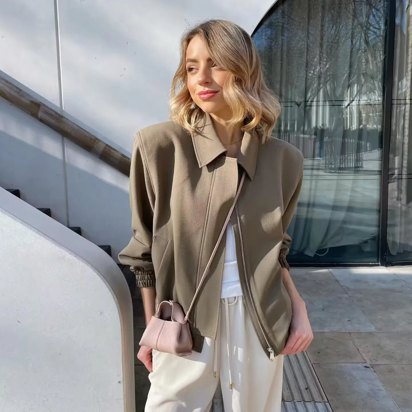 Kidcrkj Ins أوروبا وأمريكا المدونين ارتداء سترات التلبيب تصميم متخصص سترات قصيرة الصلبة معاطف السيدات عادية المرأة أبلى #3