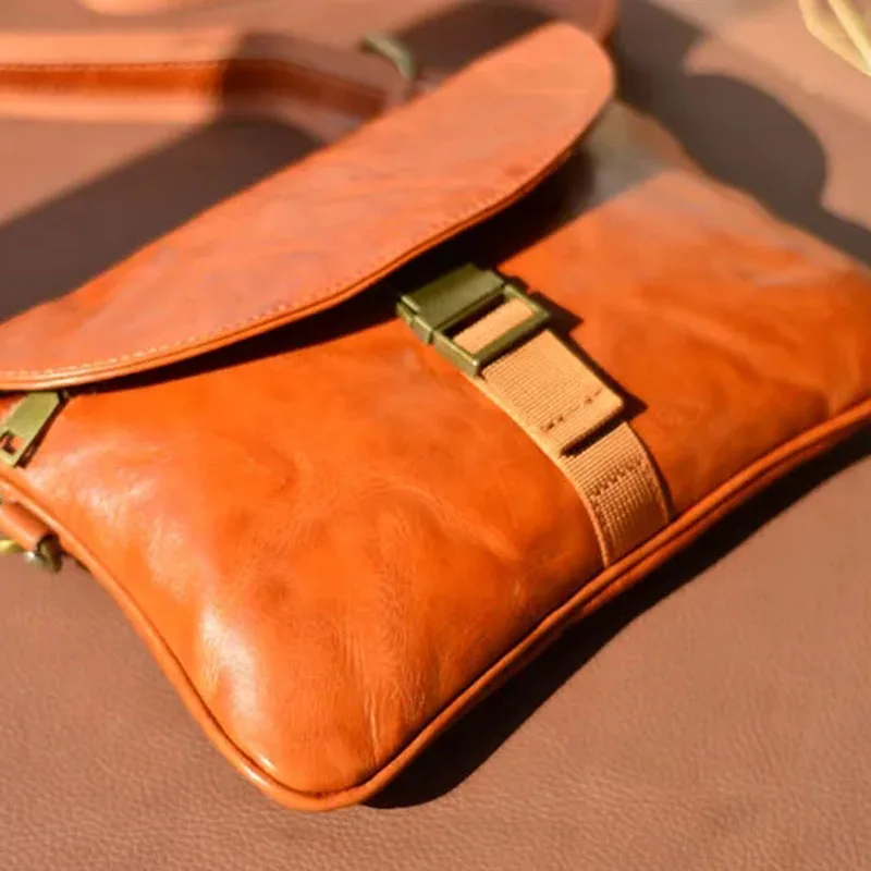 

AETOO Neutral genuine leather bag, top-grain cowhide mobile phone, crossbody bag, casual single shoulder, new soft leather impor