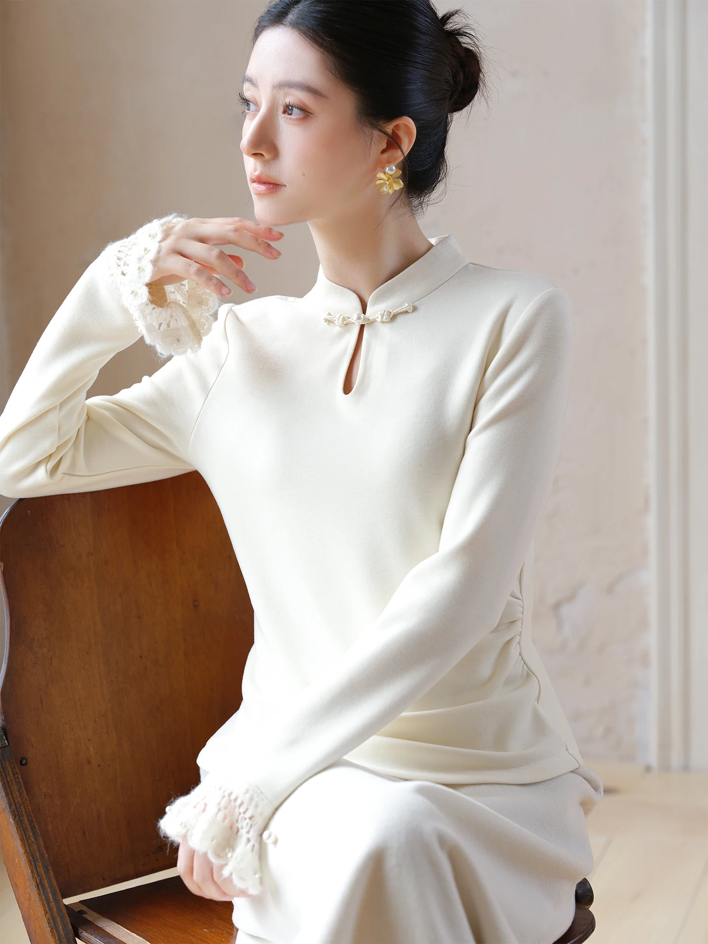 

New Winter Women's Knitted Top Slim Fit Waist Control Chinese Sle Base Layer irt Faionable And Ele Bodycon Design