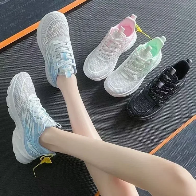 

Женская повседневная спортивная обувь, легкие кроссовки, женские белые уличные кроссовки с дышащей сеткой, черные кроссовки, спортивные кроссовки для бега, тенниса
