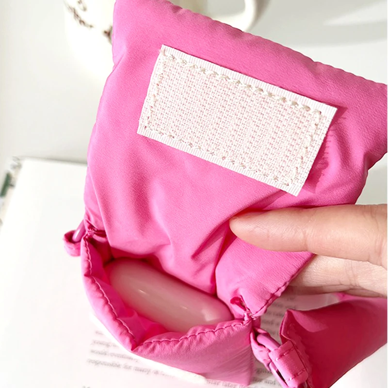 Mini borsa portaoggetti per auricolari di moda borsa protettiva portatile in Nylon carino con faccina sorridente portamonete per bambini bella borsa