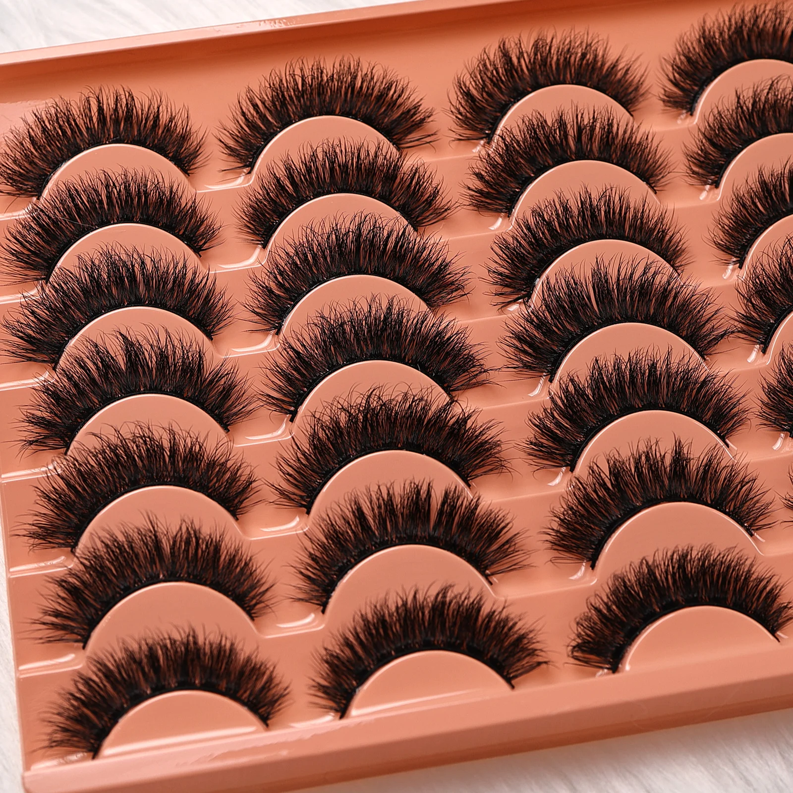 14ペアのナチュラルルックつけまつげ、毎日のメイク、デート、仕事に最適な厚くてふわふわのつけまつげ、快適で再利用可能な初心者向け