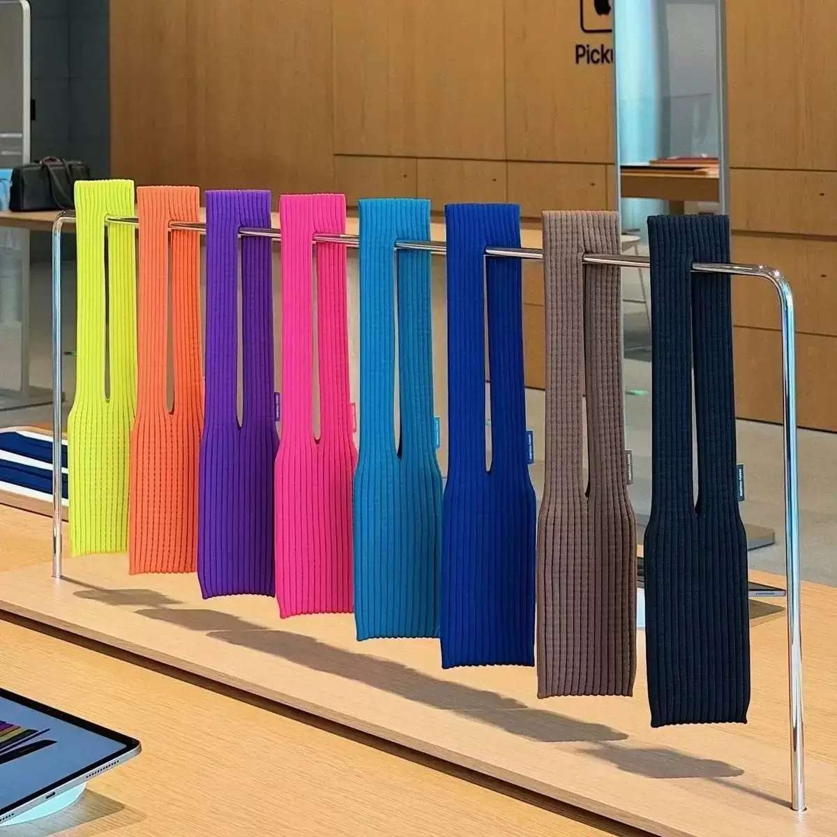 Petit sac à bandoulière pour téléphone pour femmes, couleur unie, tissé ajouré au Crochet, léger tressé, sac à main à bandoulière