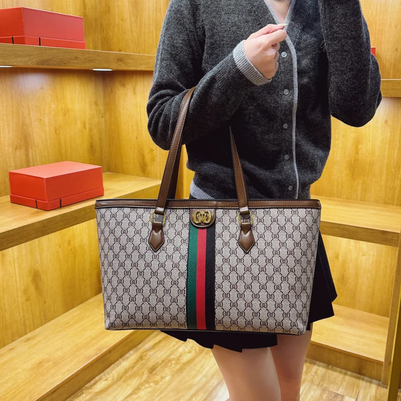 European and American fashion retro printed bags women's tote bags women's bags casual handbags tide