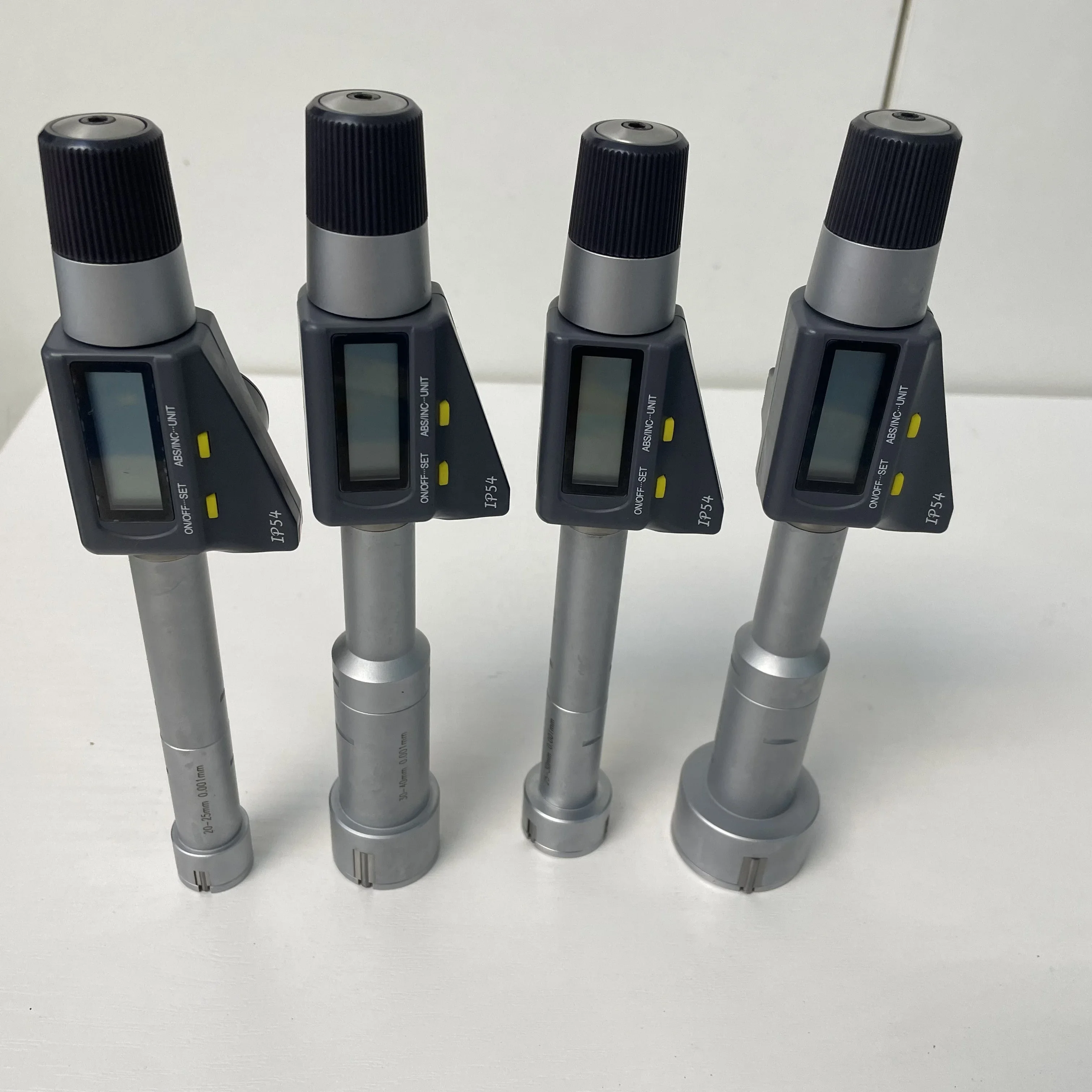 

QLR Digital Three-Point Micrometer 20-50mm