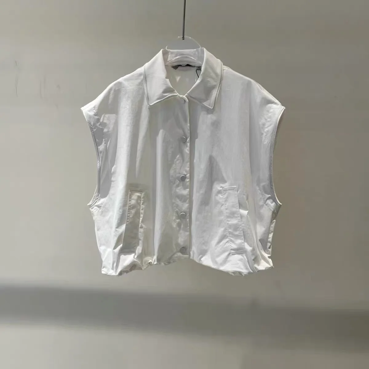 Camisa Blanca Simple Serie D333, Estilo Moderno, Holgada, Verano, Nuevo Estilo, Cuello Alto, Camisa de Manga Larga para Mujer