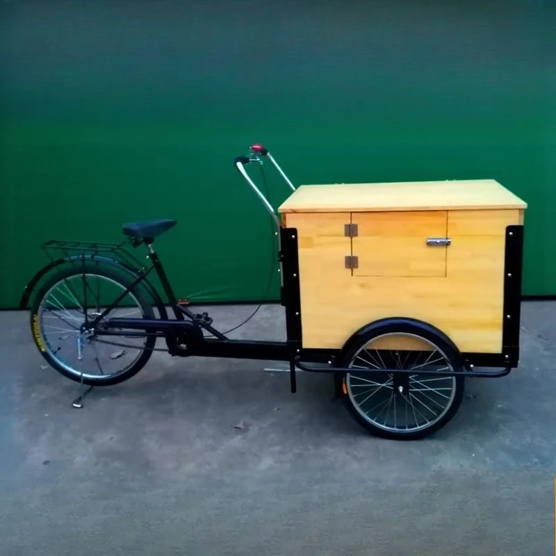 

Takeaway human pedal tricycle
