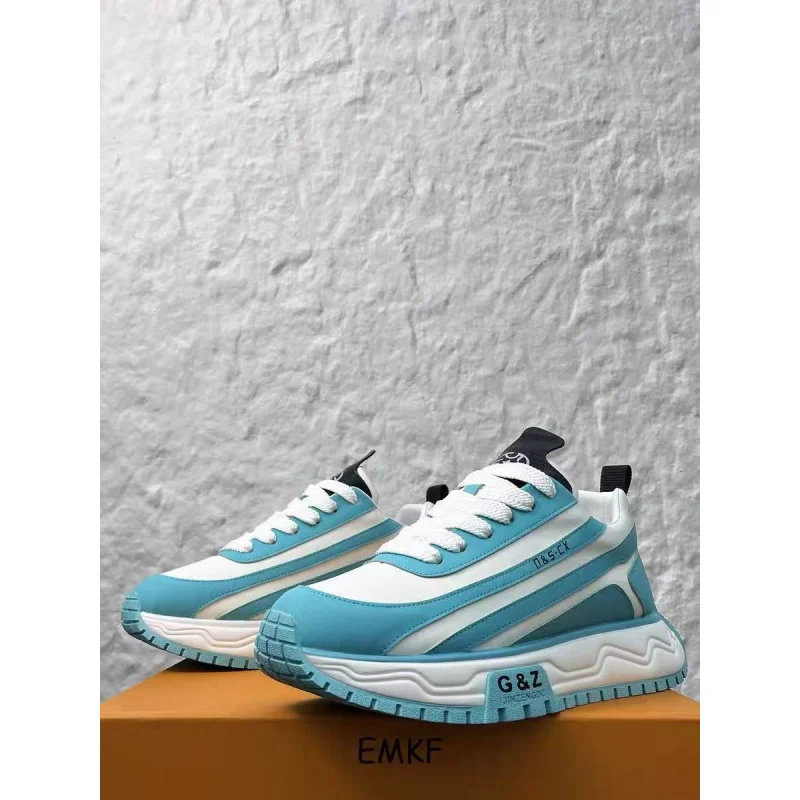 

New casual shoes for men and women, summer breathable mesh sports shoes, casual lightweight soft soled running shoes, sports sho