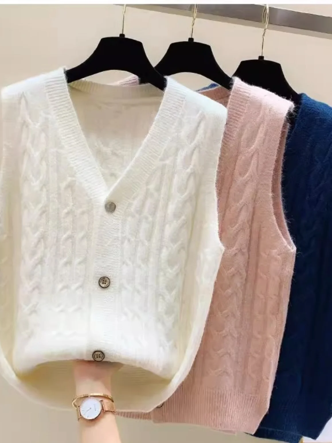 

Women's Knitted Loose Svel Vest Cardigan Early Autumn New Sle Pure Color V-ne Button Design Faion Outerwear