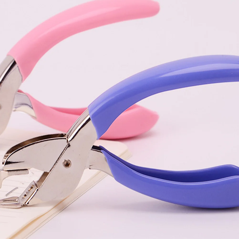 Levapunti per cucitrice Estrattore per chiodi portatile resistente Rimozione efficiente senza danni Ideale per ufficio Rosa