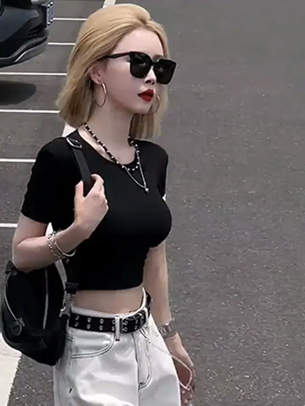 T-shirt ort Sve slim fit T-shirt estiva unica con taglio in vita da donna Bars American Bla oulder T-shirt Cool Sle Pure...