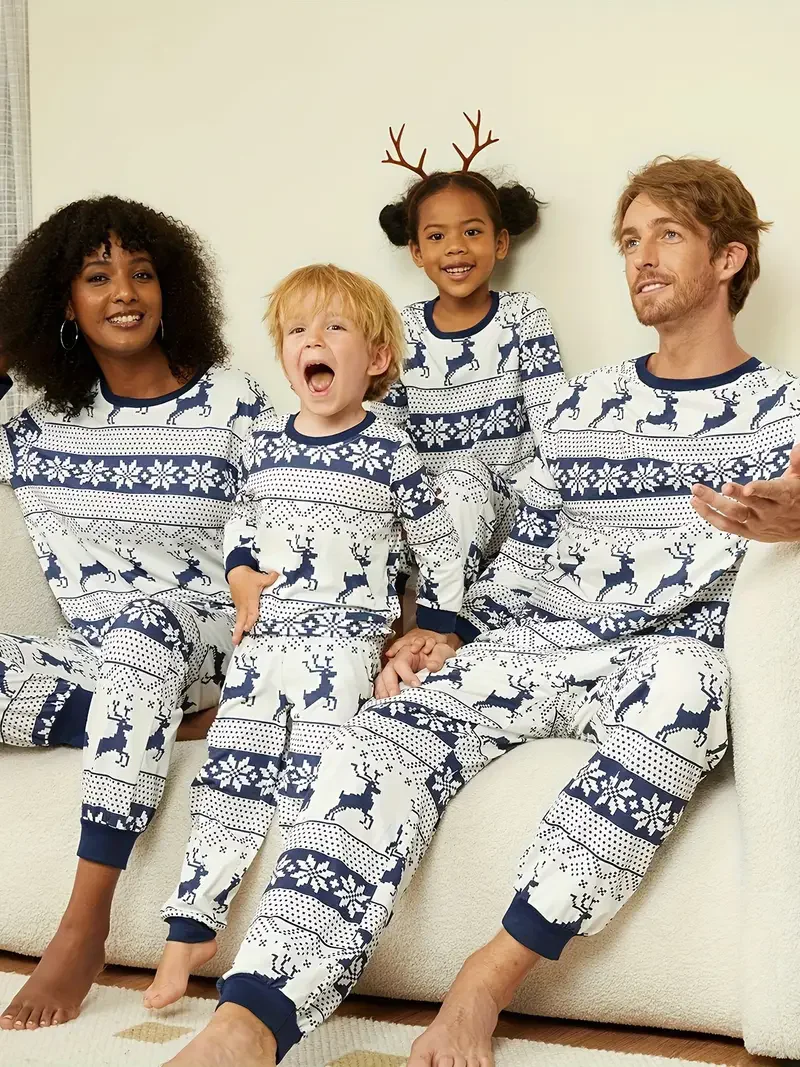 Świąteczne rodzinne piżamy z n – Winter Clothing Looks recenzja i cena
