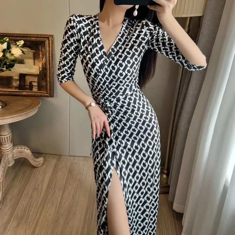 Elegant Fashion Harajuku Slim Fit Female Clothes Loose Casual All Match A-line Skirt High Waist Three Quarter Sleeve Dresses