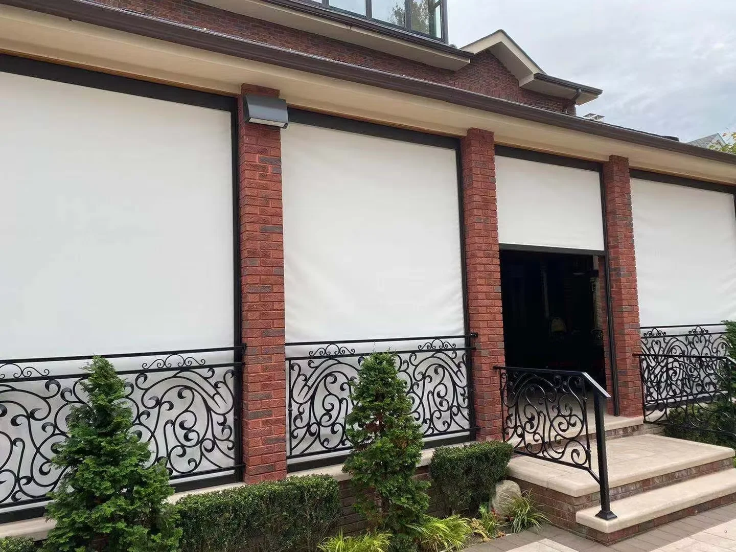 أسطوانة مصراع سستة شرفة كهربائية سبائك الألومنيوم الستائر الكهربائية البلاستيكية في الهواء الطلق الستائر سبائك الألومنيوم نافذة الشاشة #3