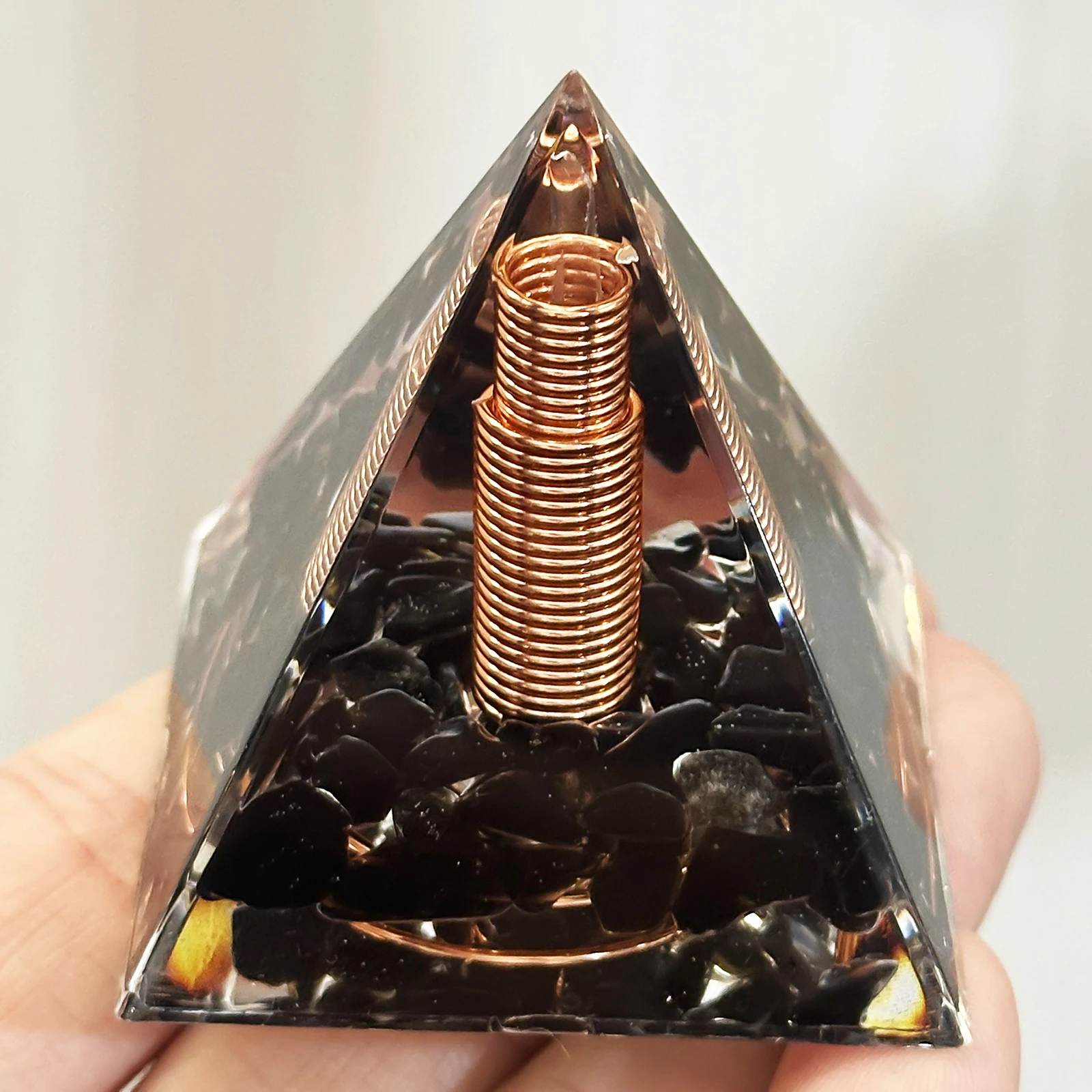 Natural Obsidian Metal Energy Orgone Pyramid Decoration for Balancing Chakras Healing Energy Resonance Home Decor