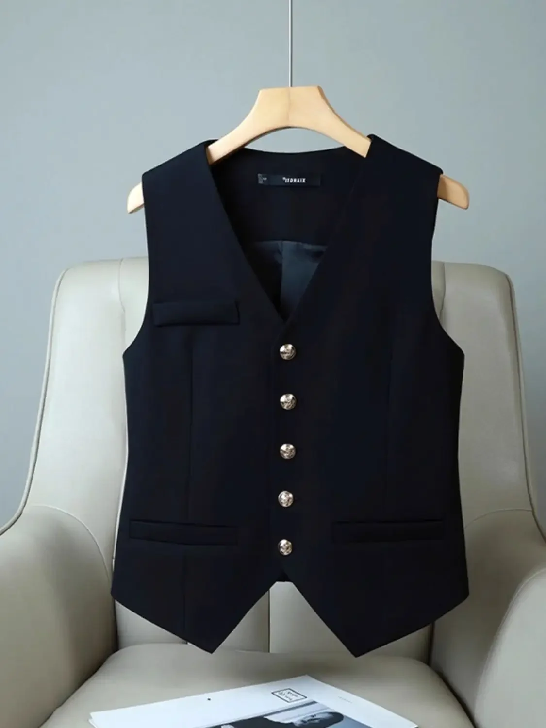 British style suit vest women's spring/summer 2024 new Korean version loose sleeveless camisole horse  chalecos