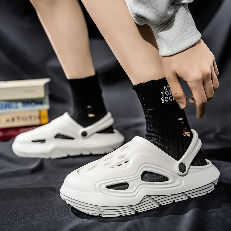 

Flip Flops Casual Sandals Men’s Summer Slippers Trend Design Garden Shoes Street Style Slippers Comfortable Indoor Shoes 38-45