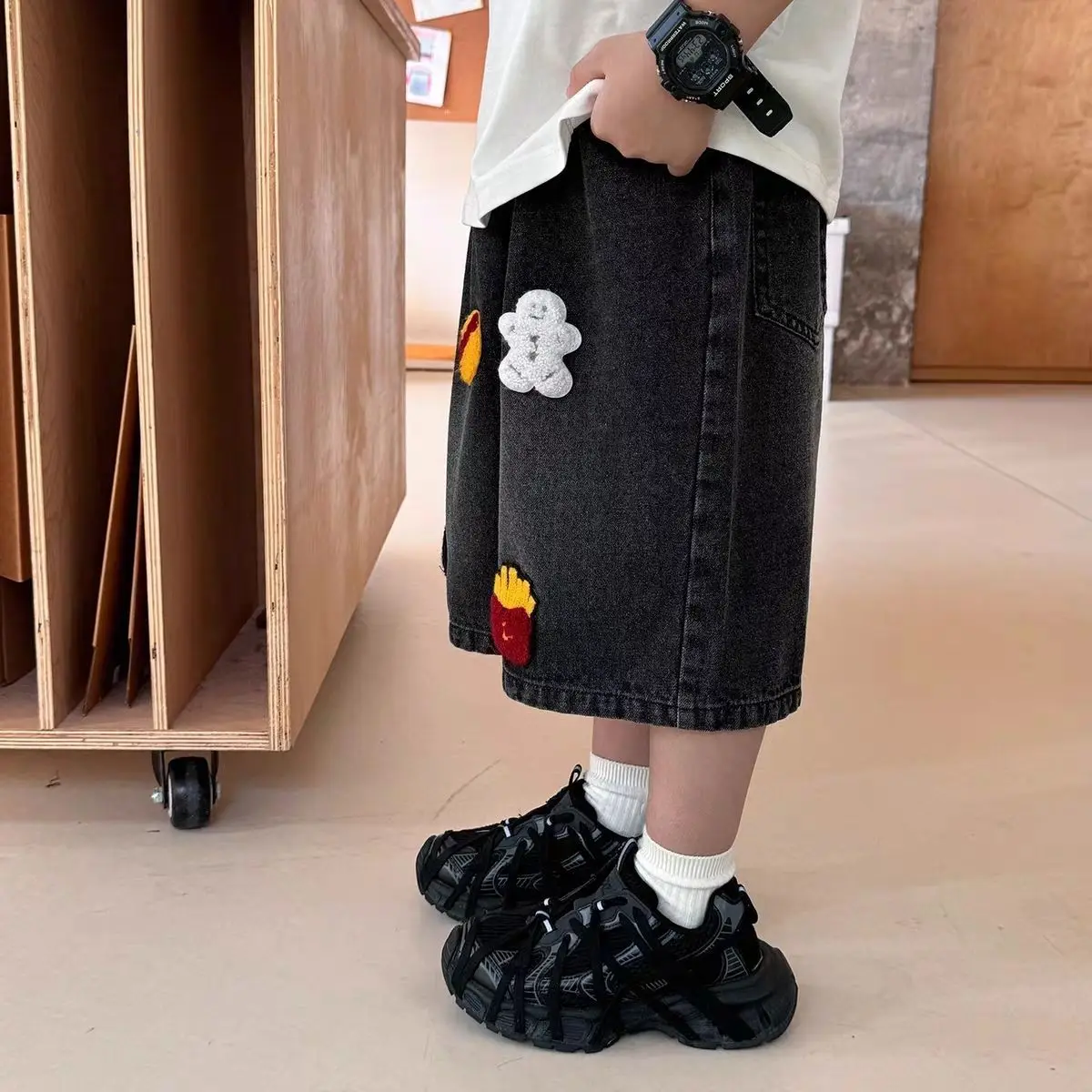 2026 Summer New Boys' Denim Shorts with Towel Embroidery Fun Snack Print Kids' Cropped Pants Baby Casual Wear Soft Cotton