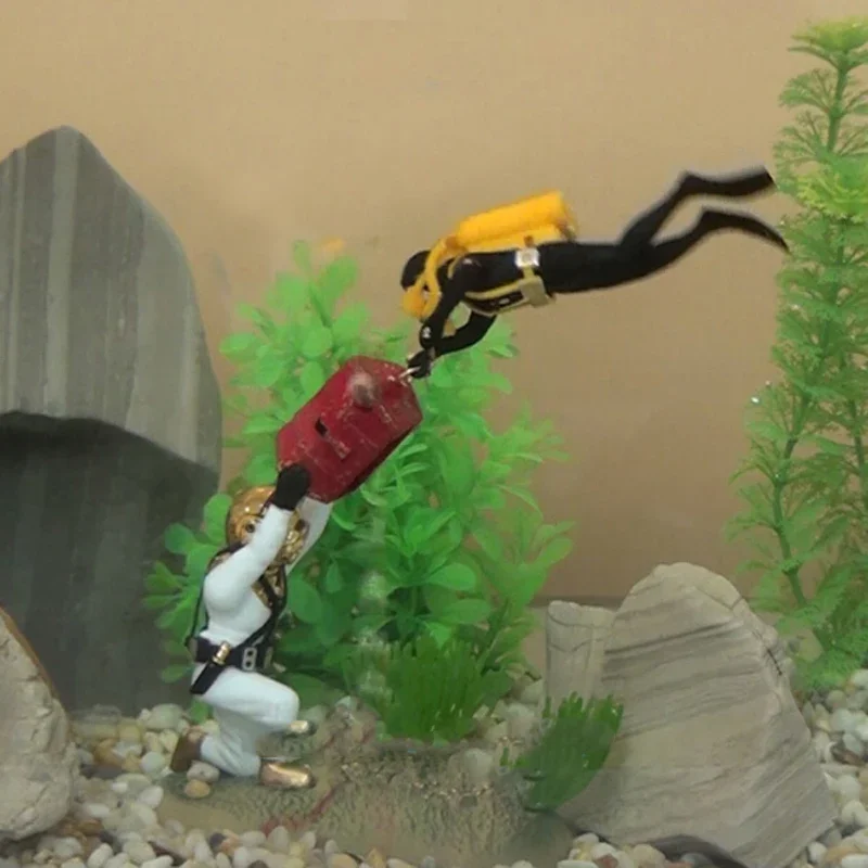 Double Treasure Hunter Diver Action Figure Fish Tank Ornament Aquarium Decoration Landscape Tank Decoration Accessories