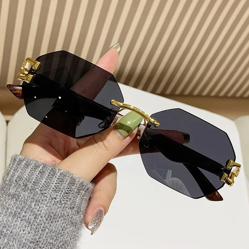 1 Pc Fashionable Trendy Women Men Sunglasses Frameless Rectangular Personalized Sunglasses Gradient Sun Glassesfor Daily Life ﻿