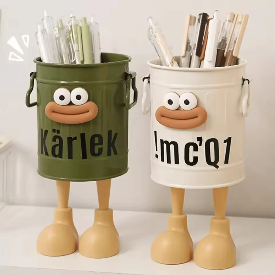 

Подставка для ручек с героями мультфильмов, простой держатель для хранения, для офисного хранения, хранения на столе, домашнего хранения (наклейки с случайными буквами)