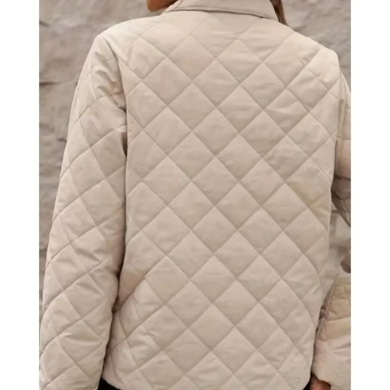 Damska beżowa kurtka pikowana w romby, lekka, ze stójką, codzienna odzież wierzchnia na jesień i zimę 2025, proste kurtki damskie.