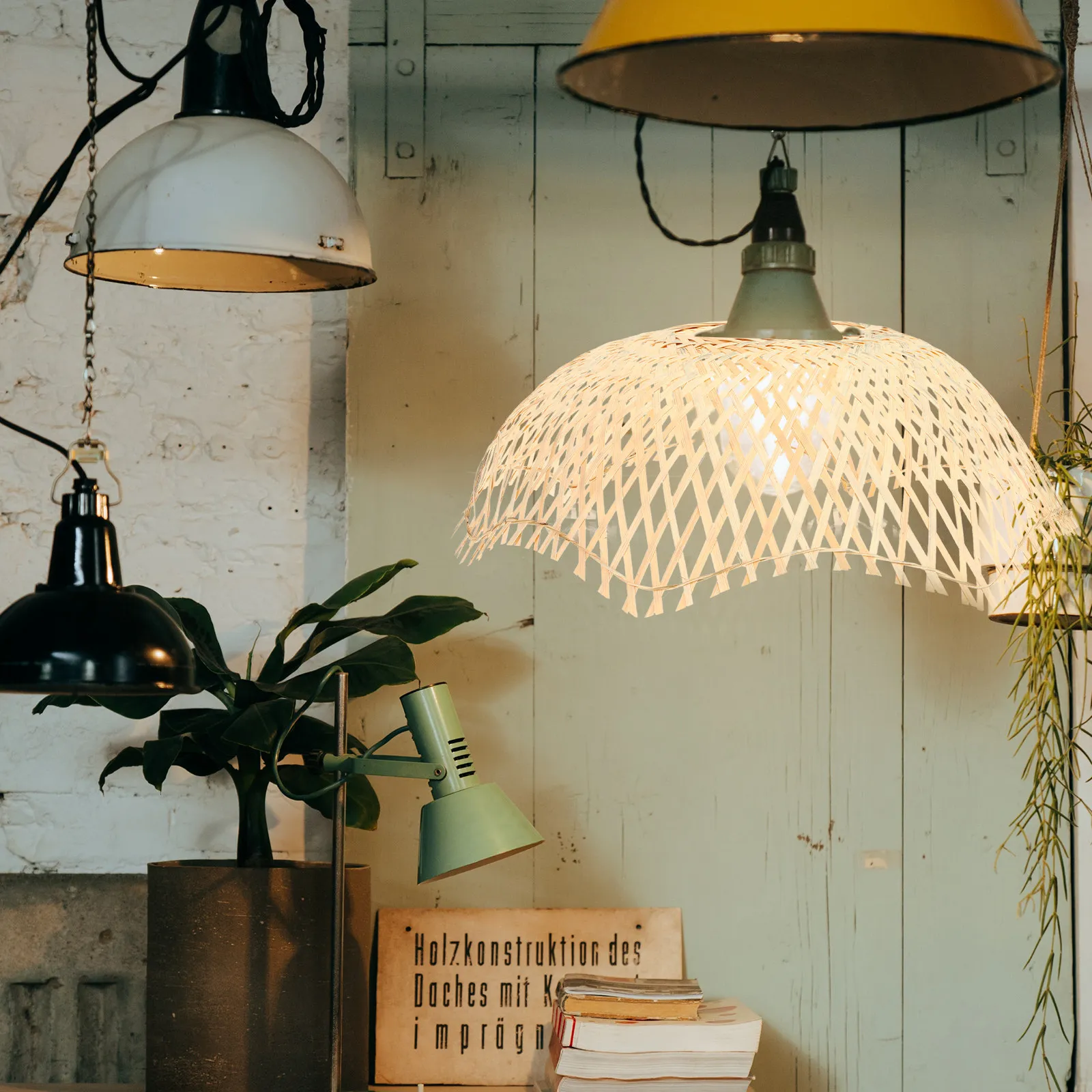 

Weaving Bamboo Lampshade Soft Light Eye Protection Easy Install Rustic Home Hotel Table Desk Hanging Lamp Cover