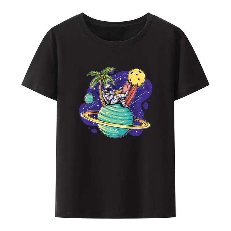 

Astronaut Summer Sitting on A Planet in Space Print T Shirt Funny Men Women Short Sleeve Fashion Aesthetics Casual Streetwear