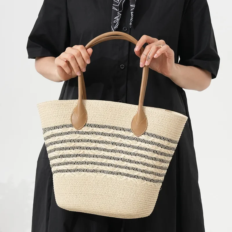 Striped Woven Straw Beach Tote Bag Large Capacity Nail Detail Shoulder Bag for Women Seaside Vacation Vegetable Basket view 4