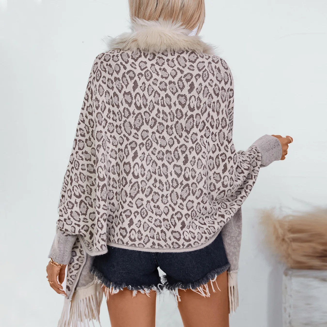 Leopard print fur collar shawl knitted jacket autumn and winter new loose bat sleeve sweater cape cardigan girl