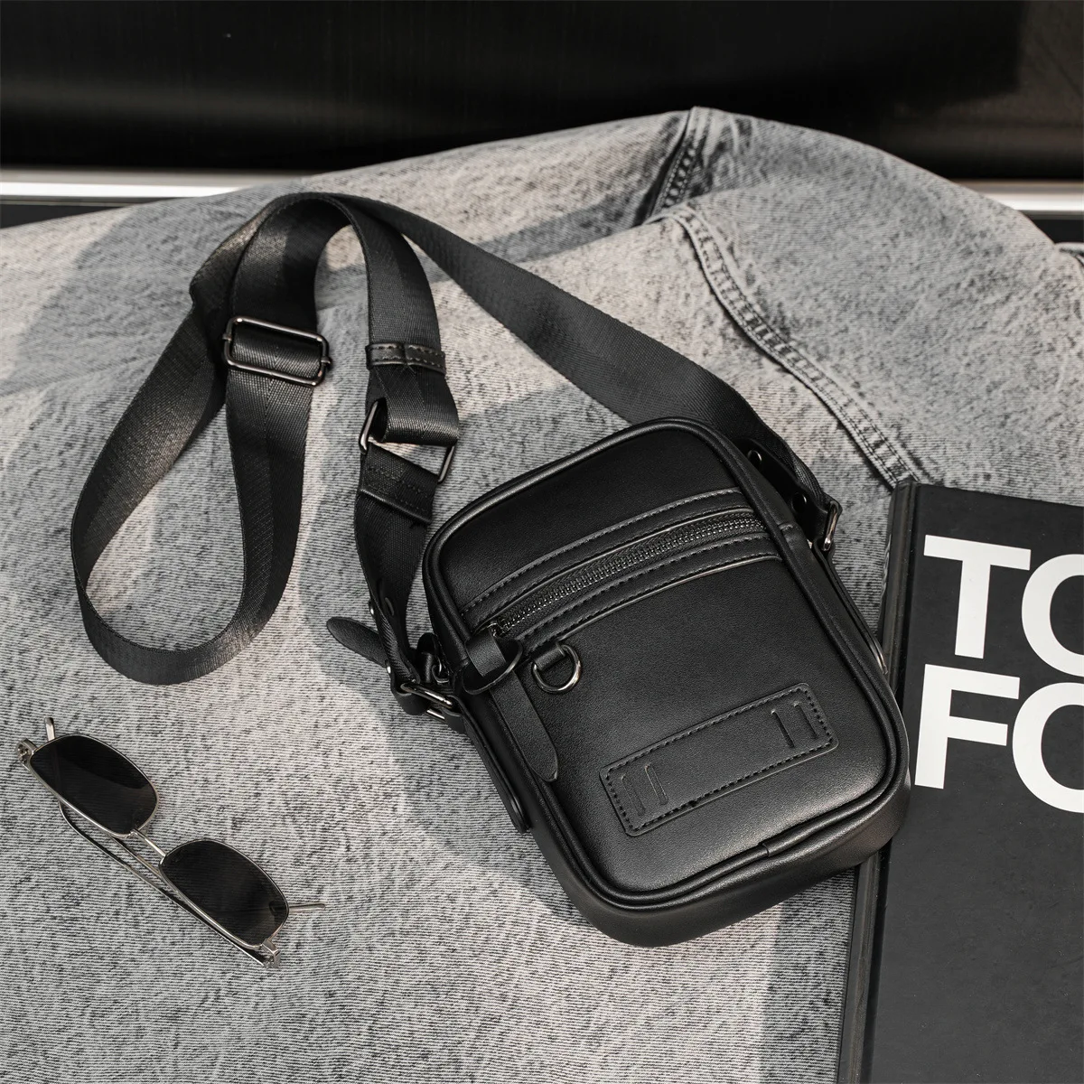 حقيبة كتف واحدة مربعة متعددة الجيوب، حقيبة كروس محمولة للتنقل، حقائب ظهر للهاتف المحمول للرجال والنساء