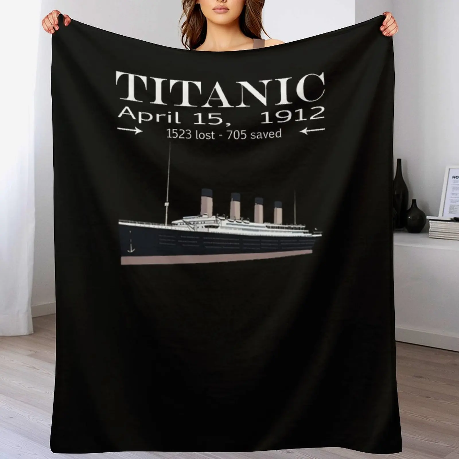 Titanic Sinking Vintage Cruise Ship Atlantic Ocean Voyage Throw Blanket Elegant Warm Throw Blanket for Hotel Home