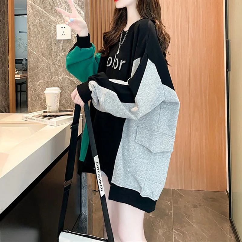 New Spring and Autumn Fashion Korean Edition Panel Contrast Plaid Round Neck Short Loose Versatile Foreigner Long Sleeve Sweater