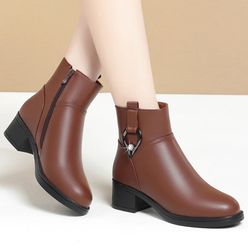 

Women's Winter Waterproof Fashion Soft Leather Ankle Boots Mom Thick Plush Warm Cotton Shoes Thick Heel Platform Boots
