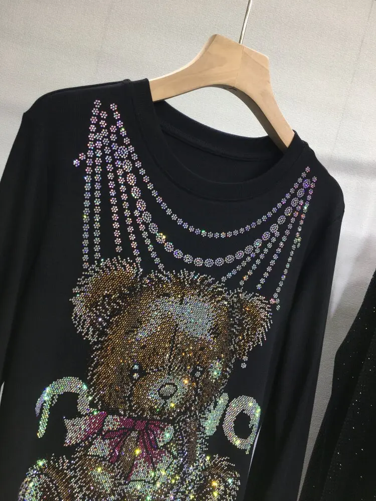 Large Size New Autumn Black Long Sleeve Women T-shirt Cute Bear Hot Diamonds Round Neck Pullover Top Casual Female Basic Tees