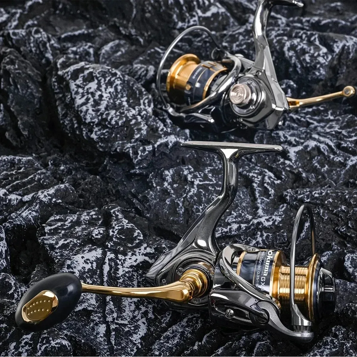 Okuma Vollmetall-Spinnrolle, 1000-7000 Typ, Ausgestattet mit Modischen Polarisierten Gläsern – Detail 7