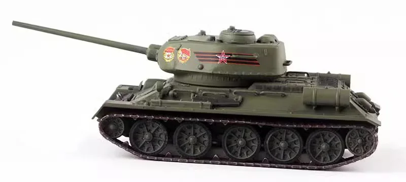 DG63235 1/72 Soviet T34/85 Tank Model  Moscow Victory Day Parade Painting