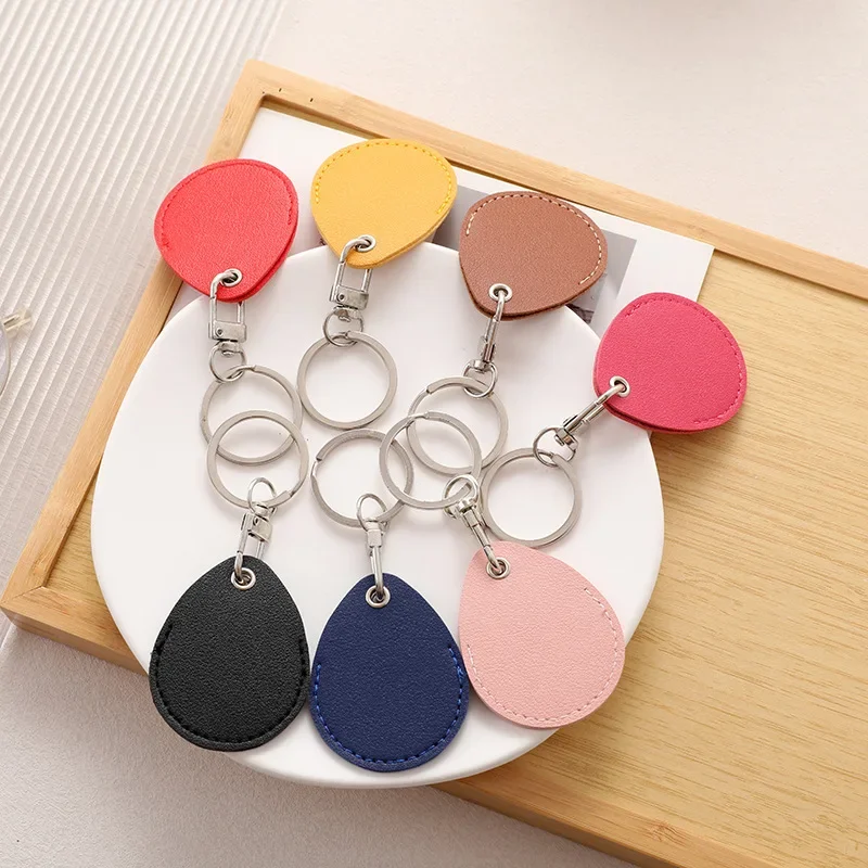 

Personalized Water Droplet Shape Leather Key Chains Ring Custom LOGO Keychain Laser Engrave Access Card Protective Cover Blank