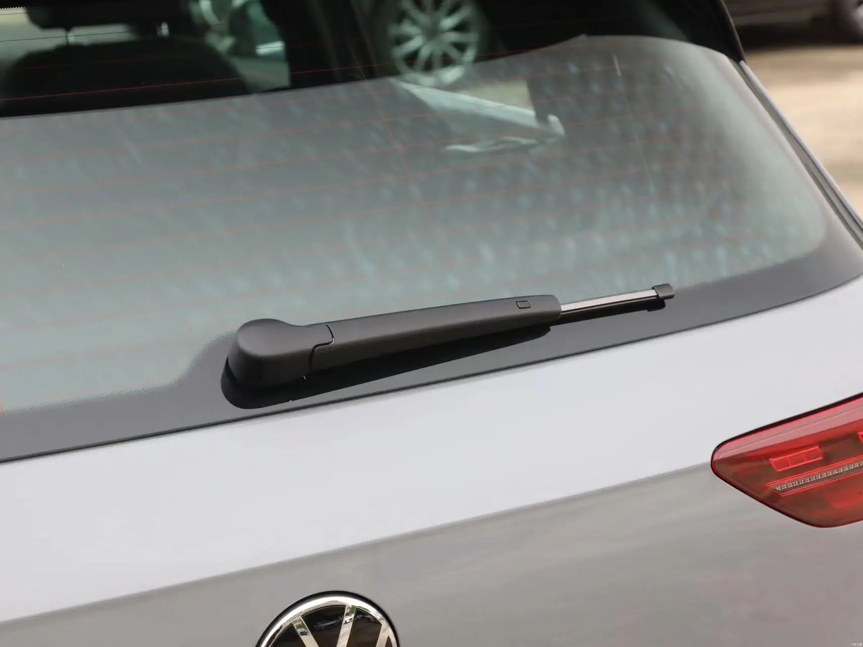 Heckwischerblatt für VW Golf Scirocco Polo Touran Sharan Tiguan Atlas Caravelle Caddy Gol CC 6 7 VI 5K1 VII Variant MK6 MK7 – Detail 1