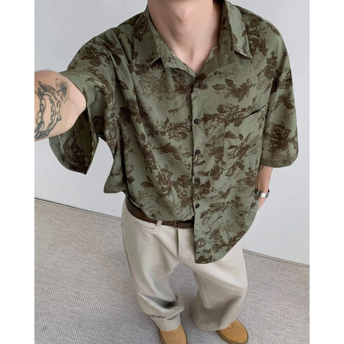 

Loose Floral Print Short Sleeve American Style Couple Shirt Vintage Outerwear Polyester Fiber Summer Youth Fashion Casual Shirt