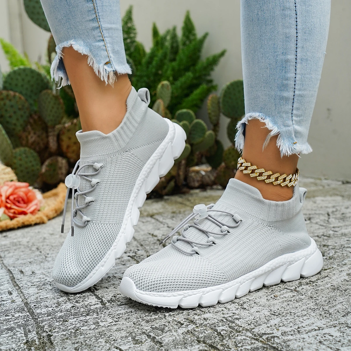 Casual Women's Wide Fit Sneakers Flats Minimalist Breathable Wide Width Sneakers Mesh Barefoot Walking Shoes