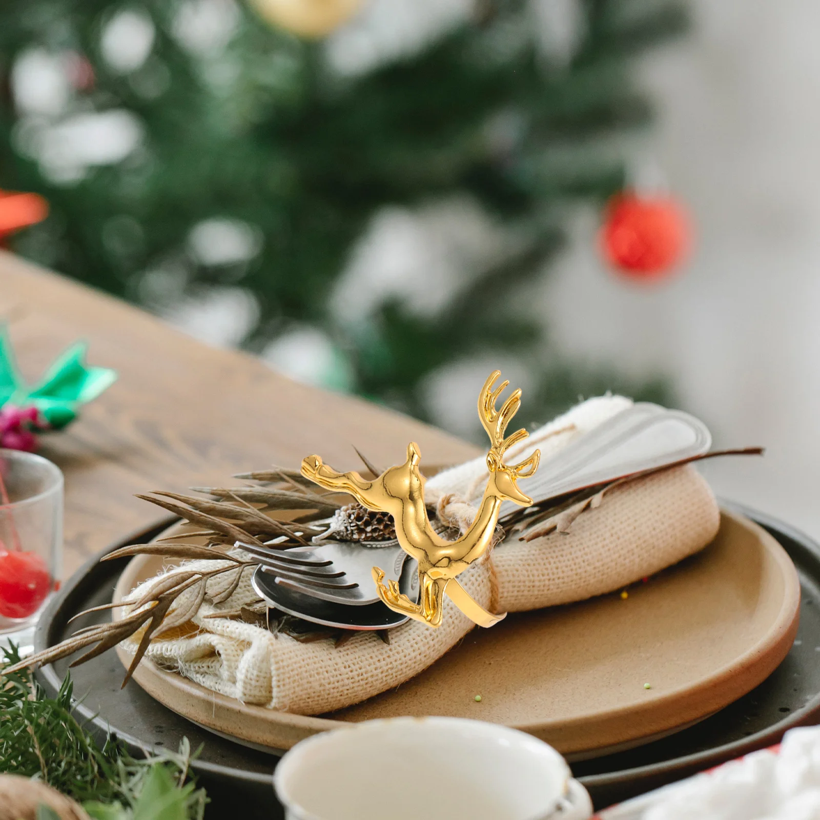 

6 Pcs Rustic Party Decoration Welcome Reindeer Napkin Rings Elk Buckles Table Holder Christmas